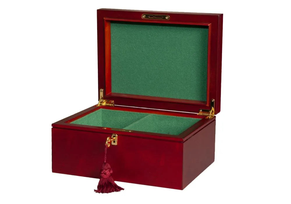 Zagreb Series Chess Set (Pieces, Box, and Board)