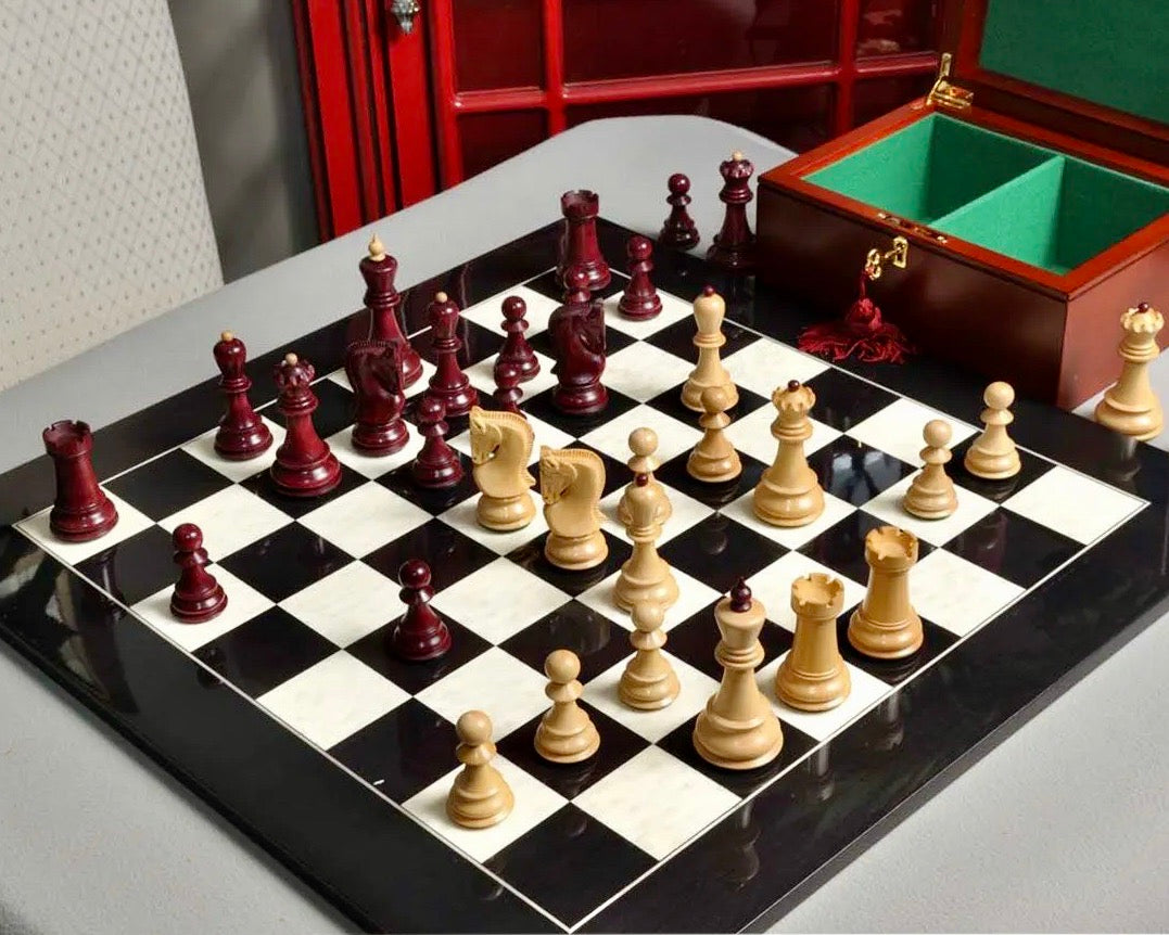 Zagreb Series Chess Set (Pieces, Box, and Board)
