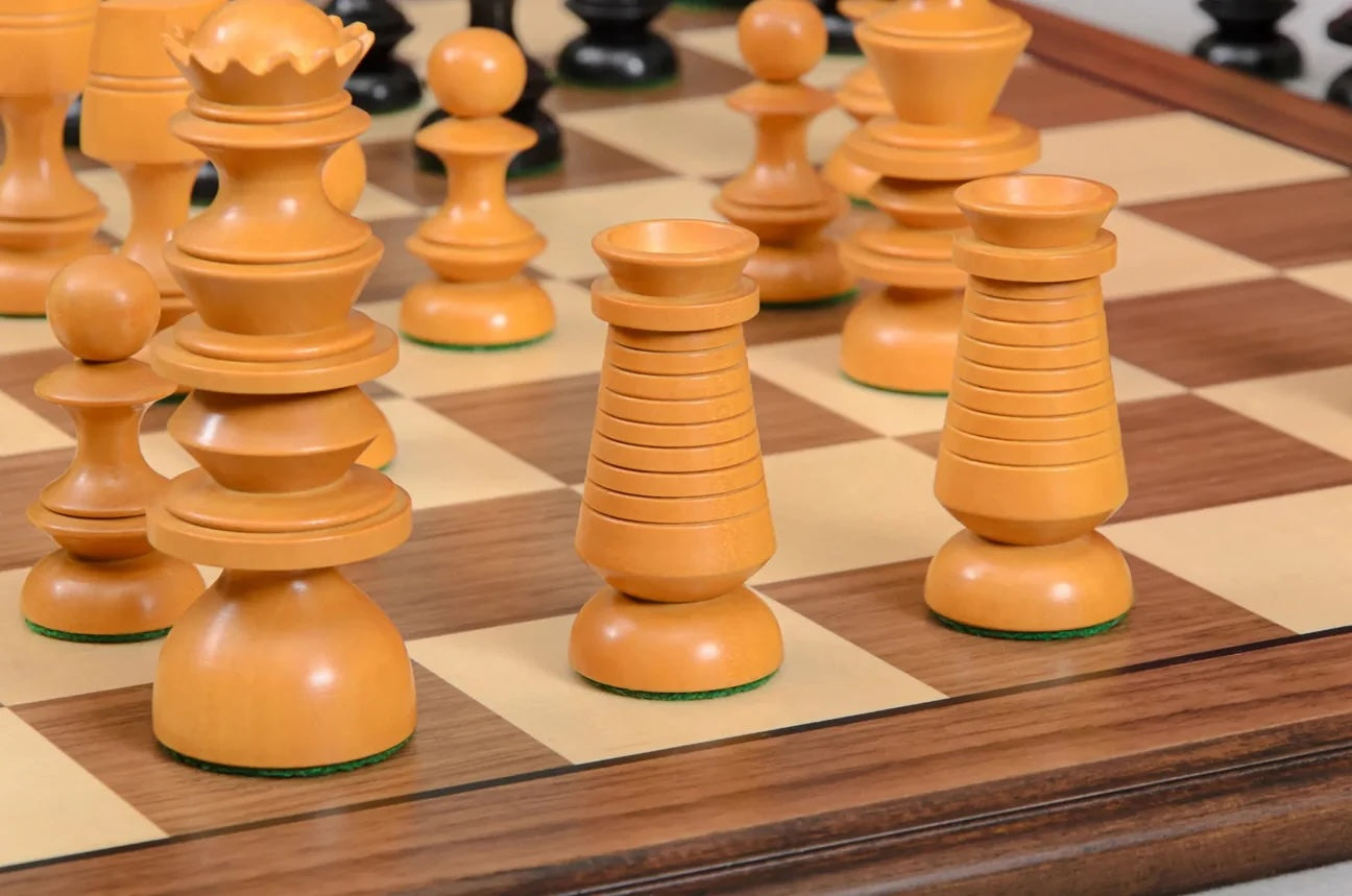 The Georgian Classic Chess Set
