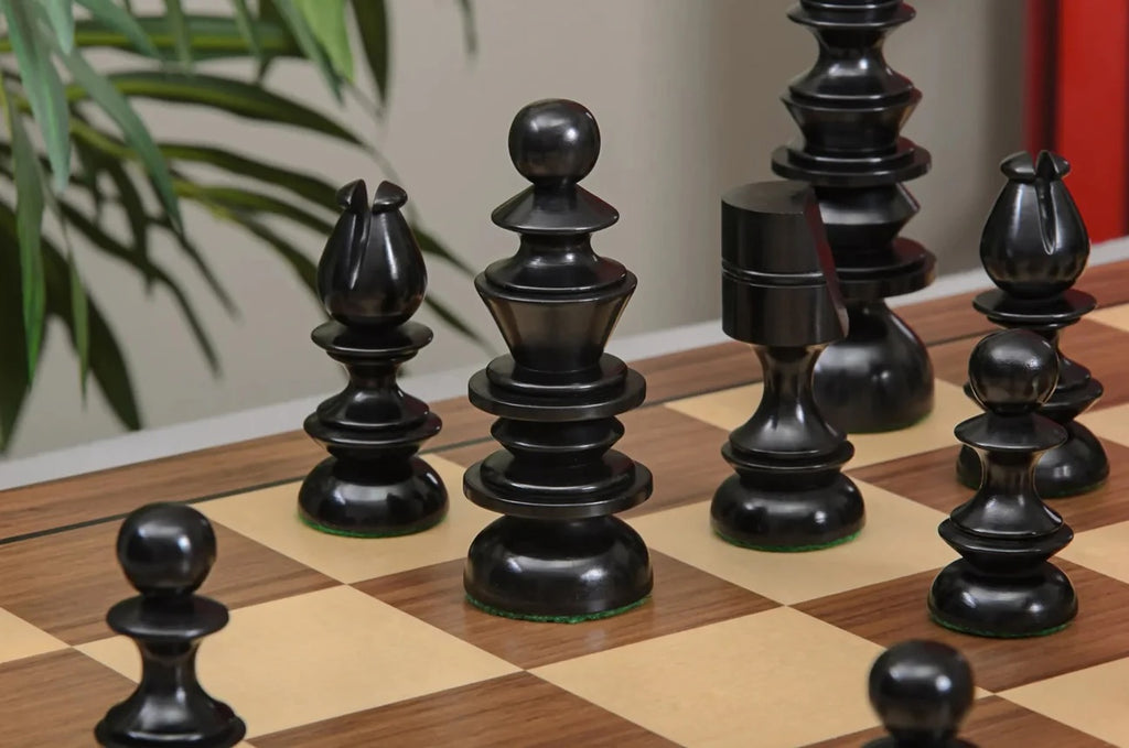 The Georgian Classic Chess Set