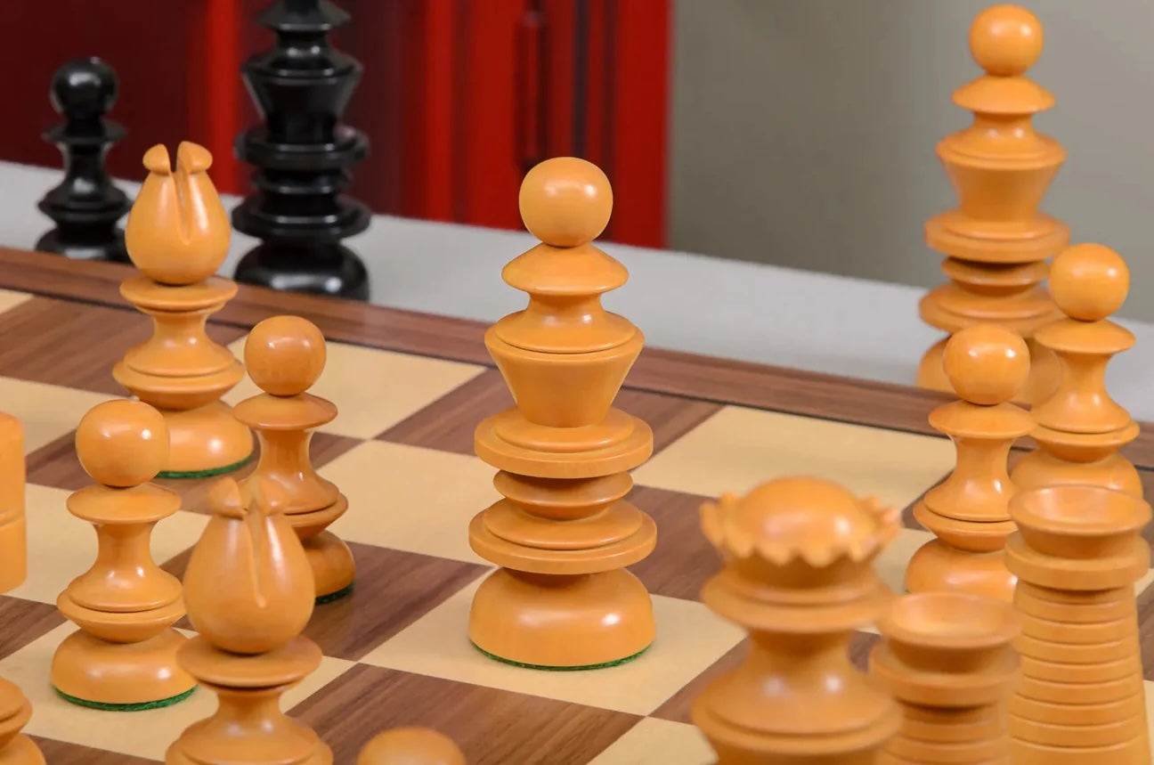 The Georgian Classic Chess Set